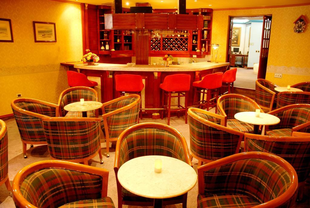 Hotel Maria Isabel Bogota Buitenkant foto